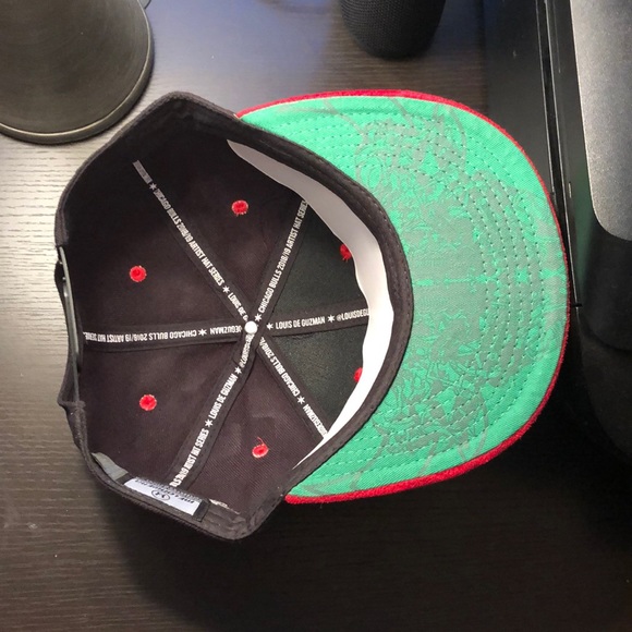 Chicago Bulls Baseball Cap - Authentic - Picture 5 of 7